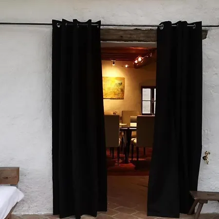 Nyaraló Wunderschoenes In Mit Offenerem Kamin Schloss Rosenau